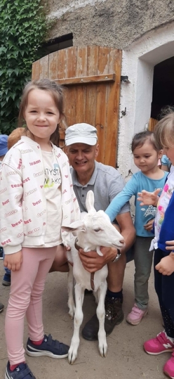 received_646789129745747_Easy-Resize.com_